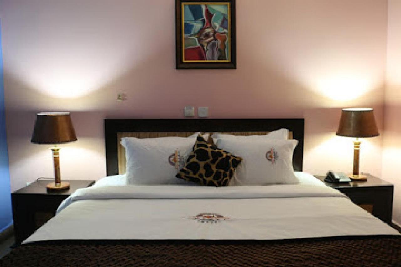 Room In Lodge - All Seasons Hotel-Owerri Dış mekan fotoğraf