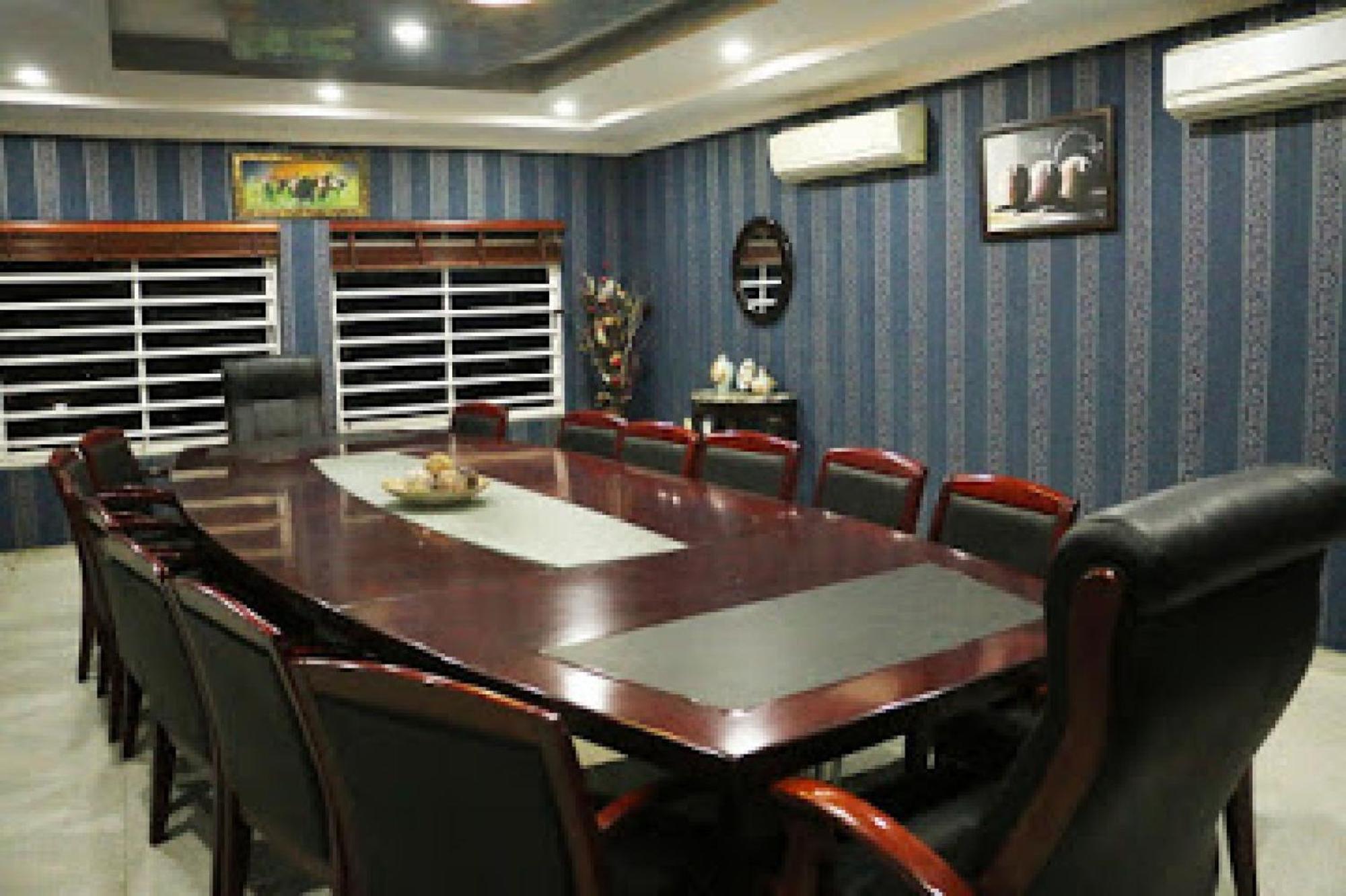 Room In Lodge - All Seasons Hotel-Owerri Dış mekan fotoğraf